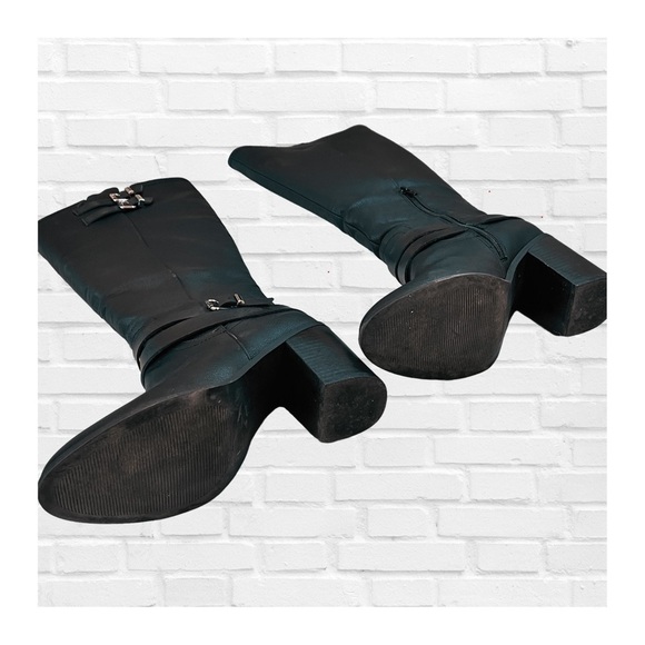 Steve Madden Edrea Black Knee High Boots Harness Buckle Side Zip Size 10 - Picture 6 of 9